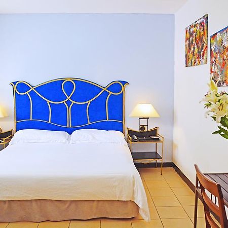 Hotel Angel Azul Managua Exterior foto