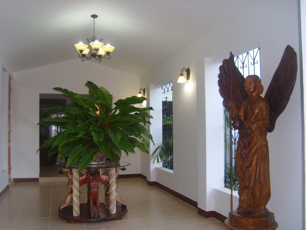 Hotel Angel Azul Managua Exterior foto