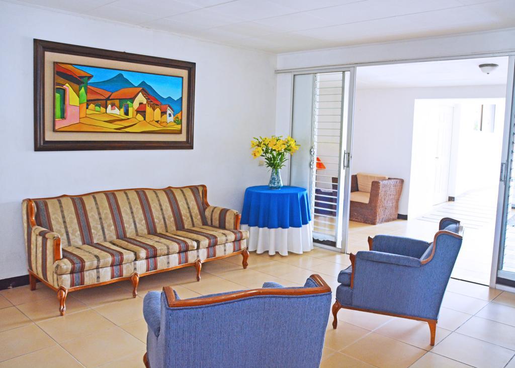 Hotel Angel Azul Managua Exterior foto
